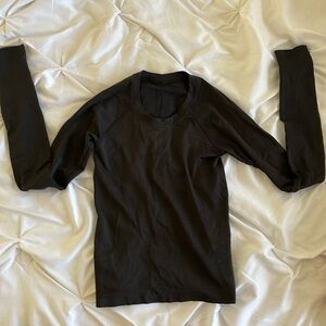 Lululemon Swiftly Tech Race Length Size 2 Black